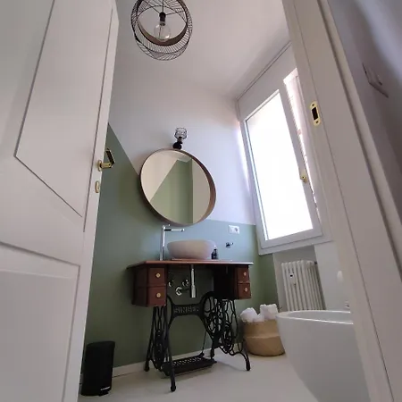 بيت ضيافة Nine And Three Quarters بولونيا