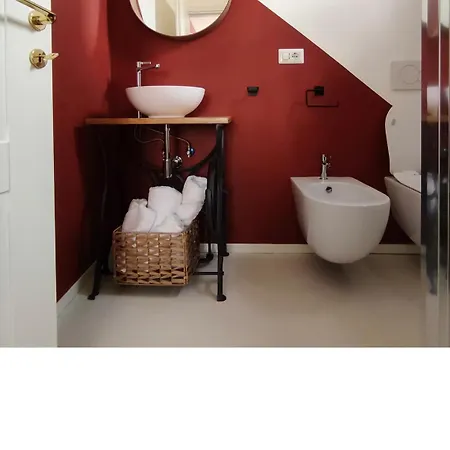 Nine And Three Quarters - Unique Design